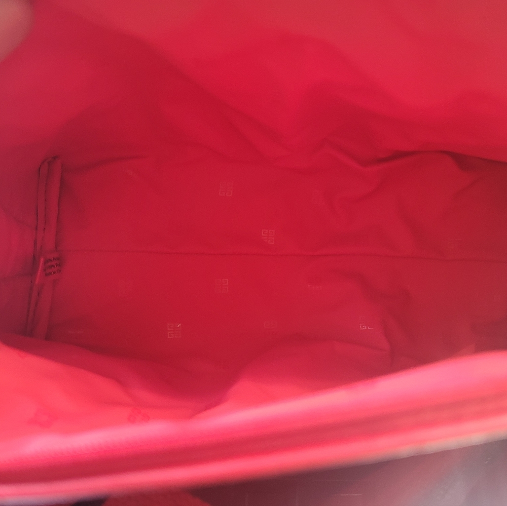 Givenchy clutch/pouch converted in to shoulder bag or cross body - Picture 10 of 14